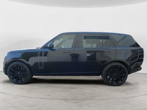 2025 Land Rover Range Rover P530 SE 7 Seat