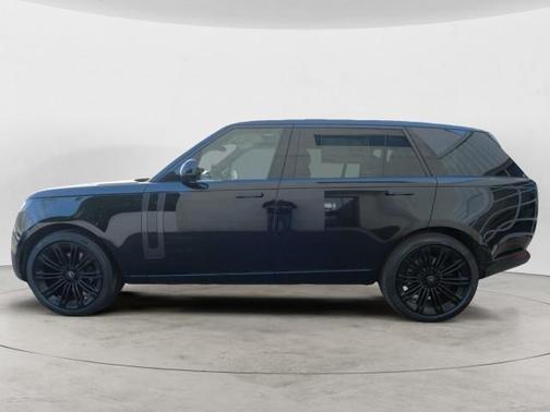 2025 Land Rover Range Rover P530 SE 7 Seat