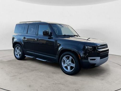 2023 Land Rover Defender 110 SE