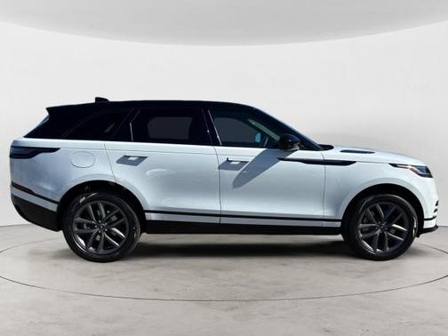 2026 Land Rover Range Rover Velar P400 Dynamic SE