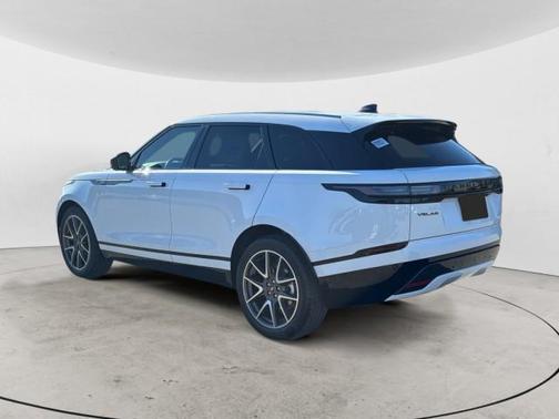 2026 Land Rover Range Rover Velar P250 SE R-Dynamic