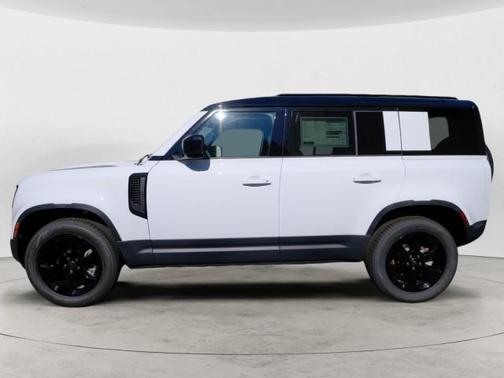 2025 Land Rover Defender 110 P300