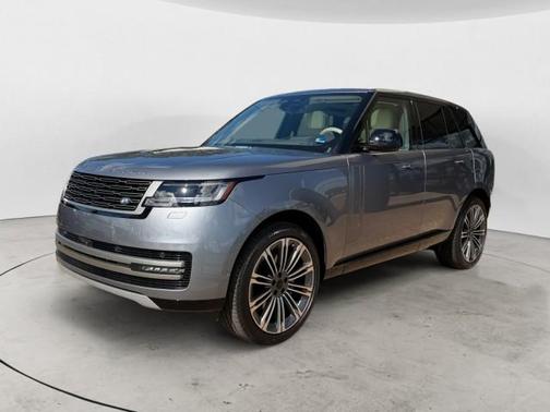 Eiger Grey Metallic 2026 Land Rover Range Rover P400 SE