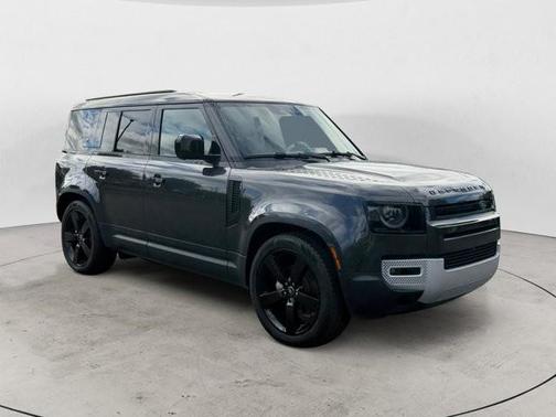 2024 Land Rover Defender 110 P300