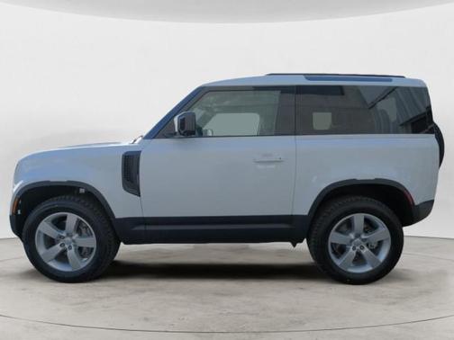 2025 Land Rover Defender 90 P300 S