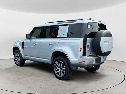 2022 Land Rover Defender 110 XS Edition