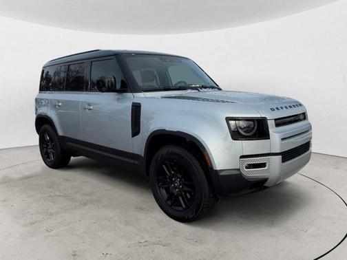 2024 Land Rover Defender 110 P300