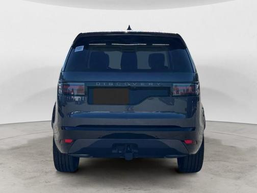 2025 Land Rover Discovery P300 Dynamic SE