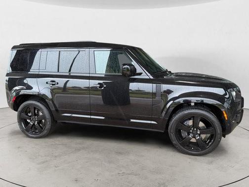 Santorini Black Metallic 2026 Land Rover Defender P400 X-Dynamic SE