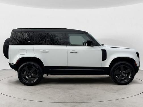 2023 Land Rover Defender 110 S
