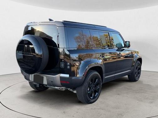 2026 Land Rover Defender P300 S