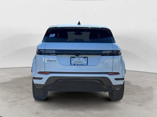 2026 Land Rover Range Rover Evoque Dynamic SE