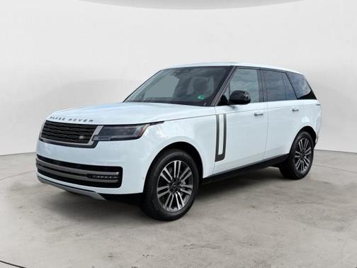 2025 Land Rover Range Rover P530 SE