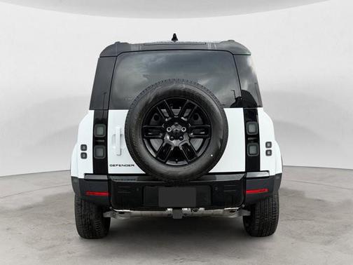 Fuji White 2026 Land Rover Defender P300 S