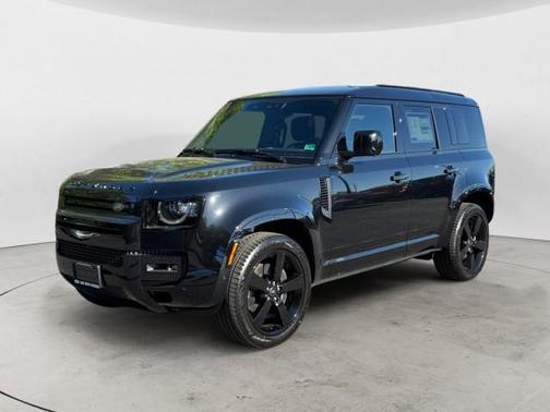 2025 Land Rover Defender 110 P400 X-Dynamic SE