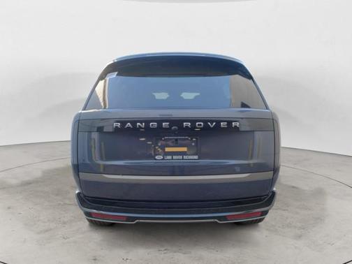 2025 Land Rover Range Rover P530 SE