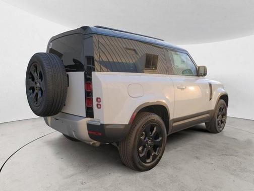 2025 Land Rover Defender 90 P300 S