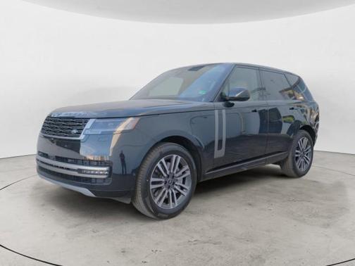 2025 Land Rover Range Rover P530 SE
