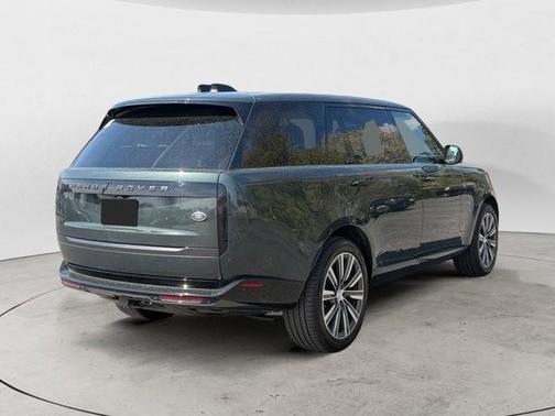 2023 Land Rover Range Rover P400 SE