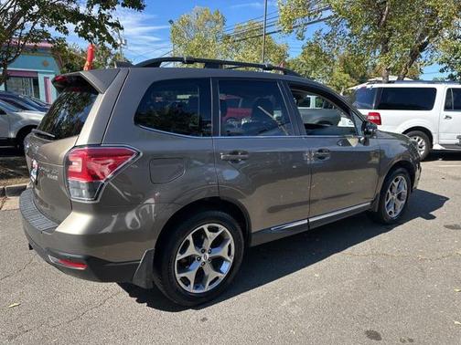 2017 Subaru Forester 2.5i Touring
