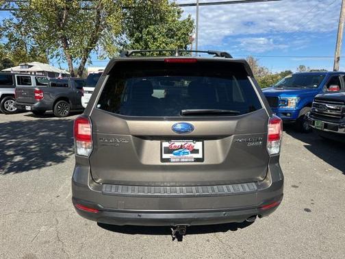 2017 Subaru Forester 2.5i Touring