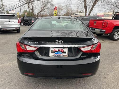 2012 Hyundai SONATA Limited