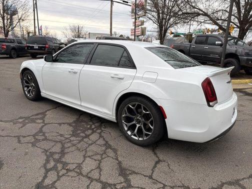 2018 Chrysler 300 S