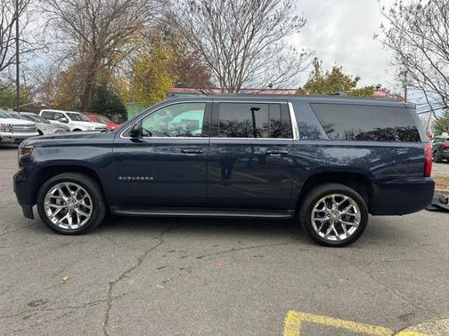 2019 Chevrolet Suburban LT