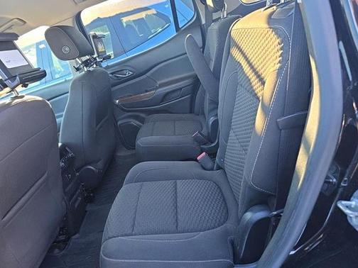 2018 GMC Acadia SLE-2