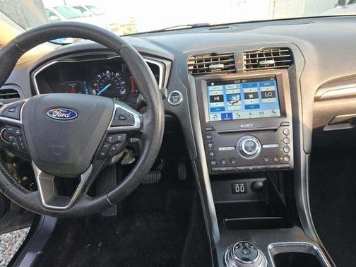 2019 Ford Fusion Hybrid Titanium