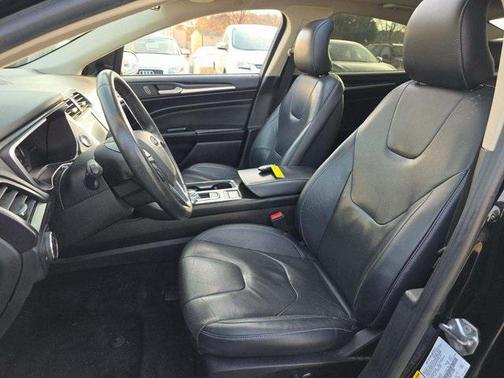 2019 Ford Fusion Hybrid Titanium