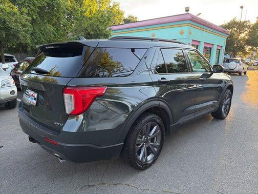 Green Metallic 2021 Ford Explorer XLT