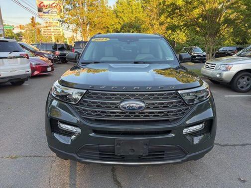 Green Metallic 2021 Ford Explorer XLT