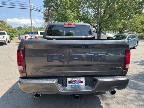 2018 RAM 1500 Night