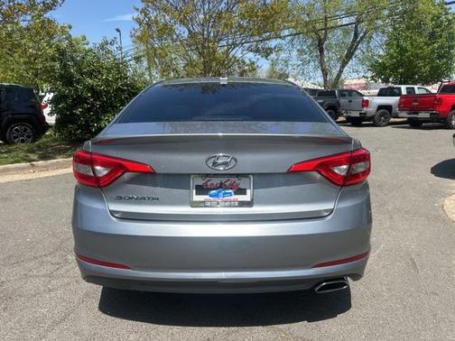 2016 Hyundai SONATA SE