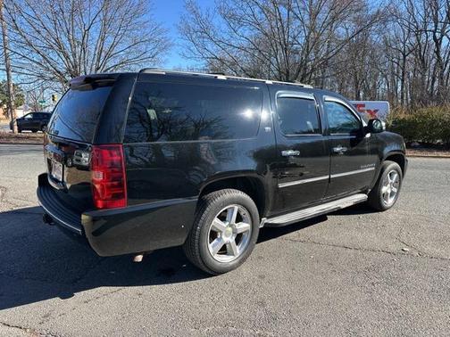 2014 Chevrolet Suburban 1500 LTZ