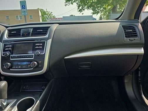 2016 Nissan Altima 2.5 SV