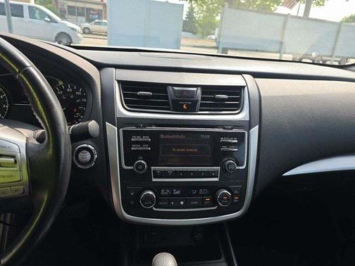 2016 Nissan Altima 2.5 SV