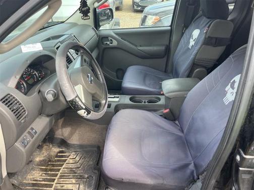 Super Black 2010 Nissan Frontier SE