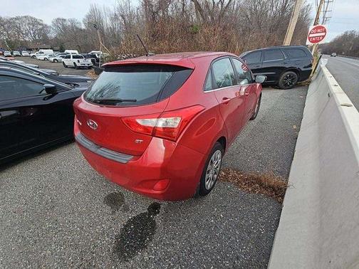 2016 Hyundai Elantra GT Base