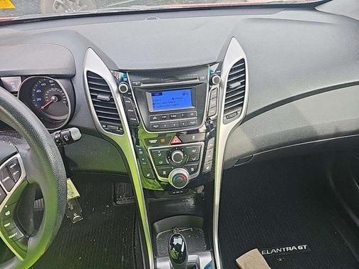 2016 Hyundai Elantra GT Base