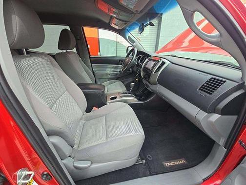 2014 Toyota Tacoma Base