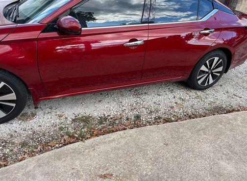 Scarlet Ember Tintcoat 2021 Nissan Altima 2.5 SL