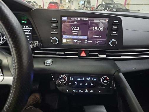 2022 Hyundai ELANTRA HEV Blue