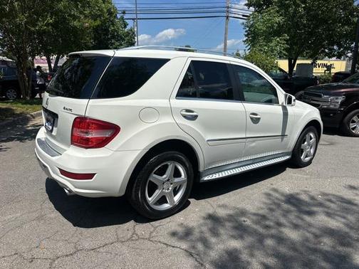 2011 Mercedes-Benz M-Class ML 550