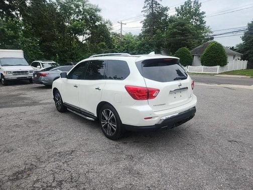 2020 Nissan Pathfinder Platinum