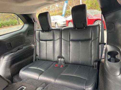 2020 Nissan Pathfinder Platinum