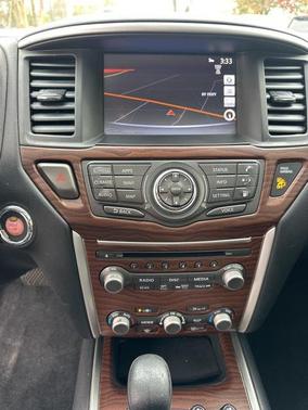 2020 Nissan Pathfinder Platinum