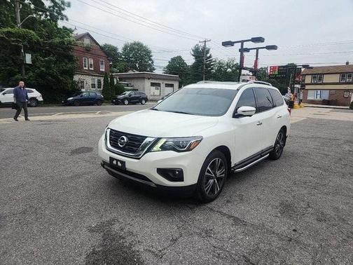 2020 Nissan Pathfinder Platinum