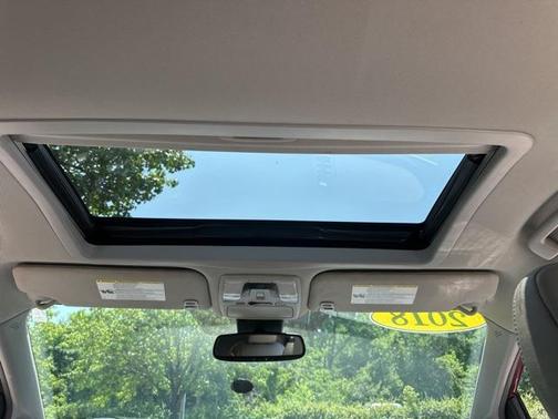 2018 Toyota Sienna XLE